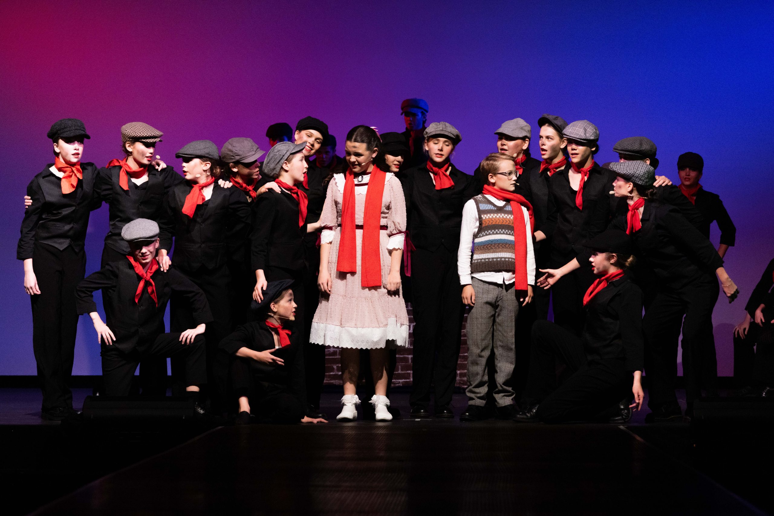 Mary-Poppins-2024-Night-Show-8362-scaled.jpg