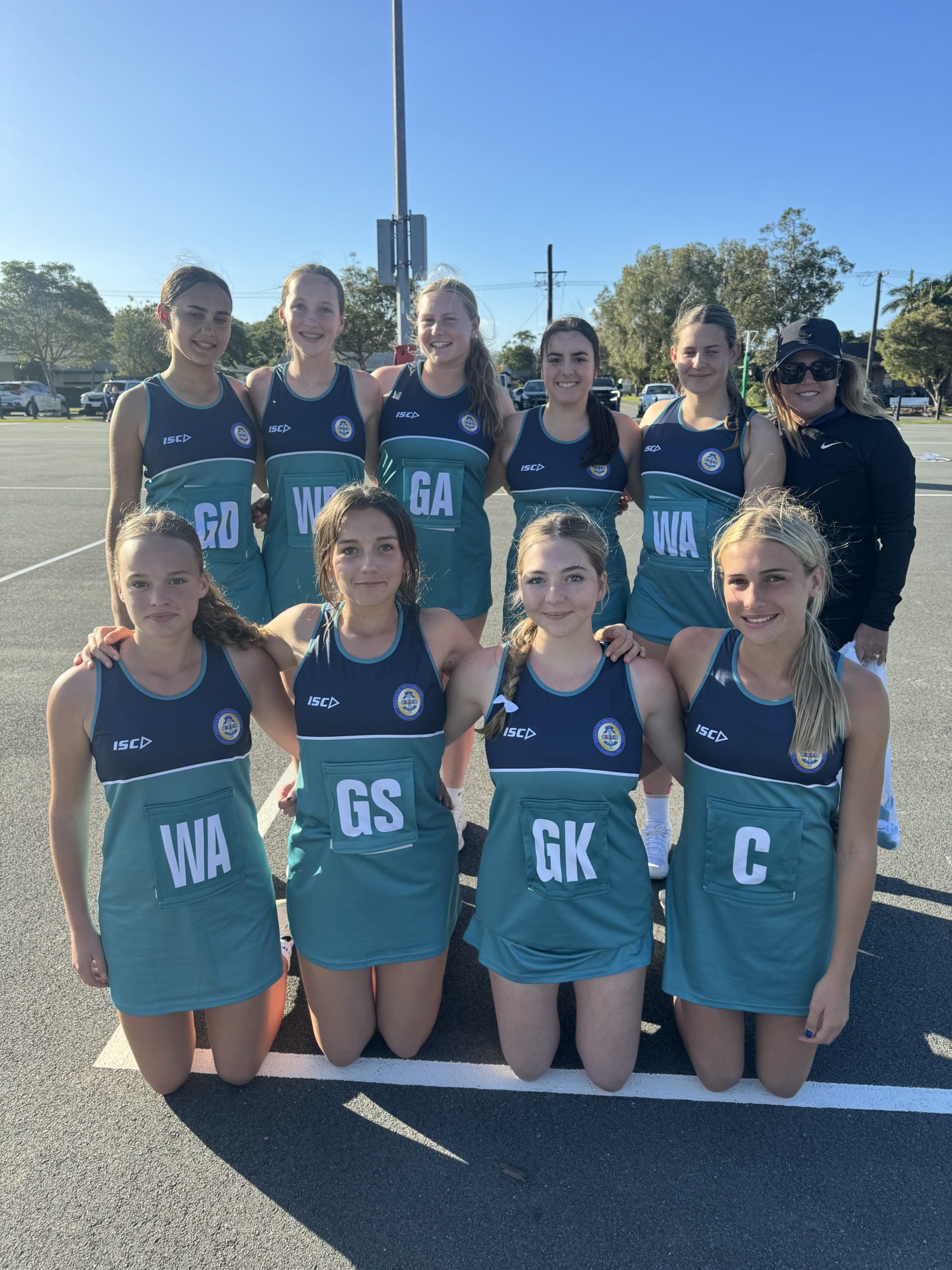 EAC's U15 Girls Netball Team